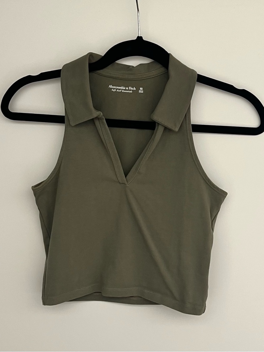 Abercrombie & Fitch Olive Green Collared Sleeveless V-Neck Tank